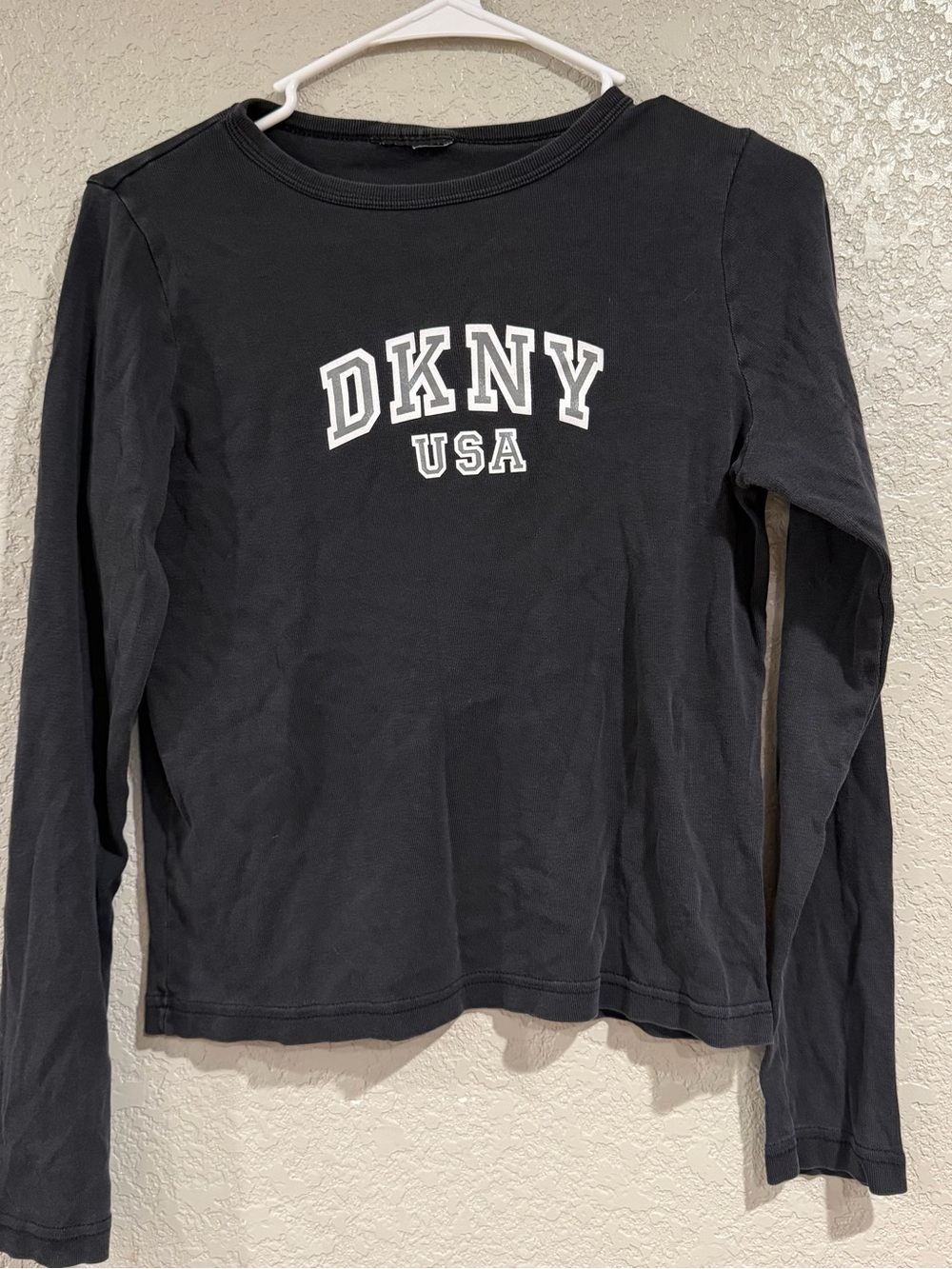 Y2K DKNY Black Long Sleeve Logo Crewneck Top